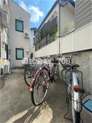 【その他共用部分】 | ファーストハウス桜上水 | 駐輪スペース