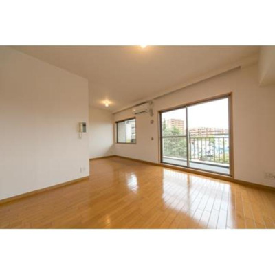 【居間・リビング】 | Ｃａｓａ－Ａｉｌｅ | ※写真は同タイプ住戸です。