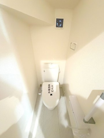 あきる野市五日市全４棟　新築分譲のトイレ