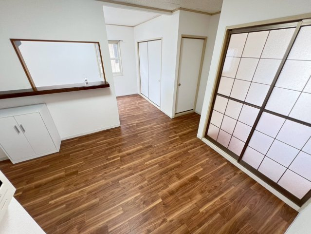 【居間・リビング】 | アスモ美しが丘　B