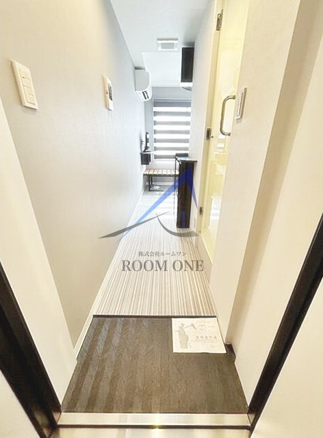 ＨＪ　ＰＬＡＣＥ　ＮＩＳＨＩＨＡＲＡの玄関|玄関です。