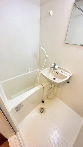 セイクレッドヒルズの浴室