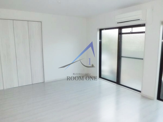 グランドール梶山の居間・リビング|洋室のお部屋です。