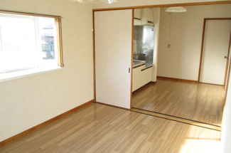 【洋室】 | ルプチーニ松岡I | 使い勝手のいい洋室です