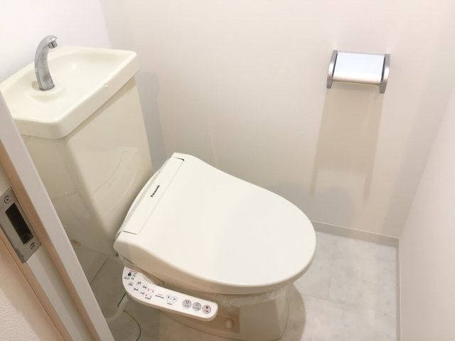 プライムアーバン武蔵小金井のトイレ|※参考写真