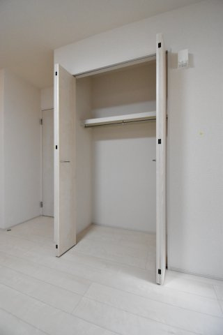 フジパレス杉本町駅西Ⅳ番館の収納