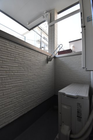 フジパレス杉本町駅西Ⅳ番館のバルコニー