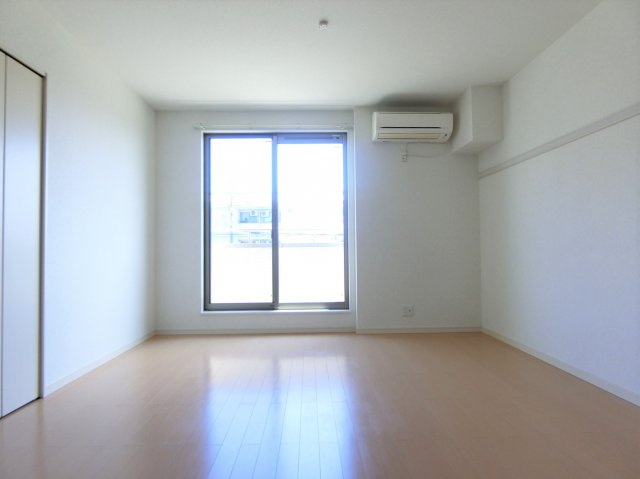 【寝室】 | フォレストウッドU・D・A