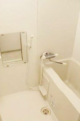 Ｒｉｓｉｎｇ　ｐｌａｃｅ南千住の浴室