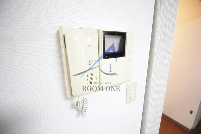 第8島田マンションのセキュリティ|モニター付きインターホンです。
