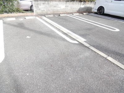 【駐車場】 | スカイ・ローズⅡ
