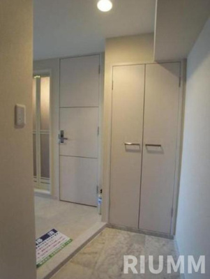 【玄関】 | スパシエエルヴィエントアース板橋タワー