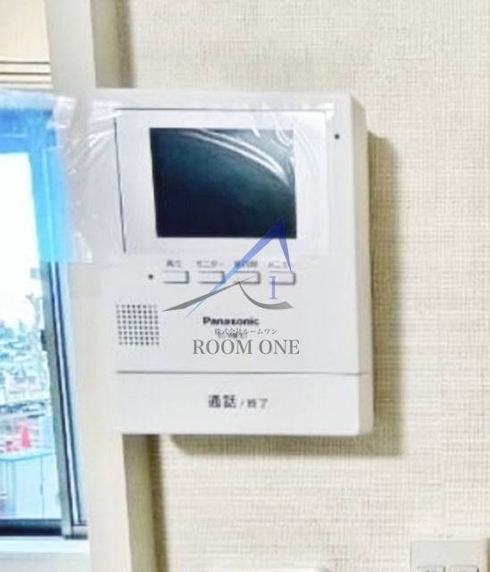 ソラール楓のセキュリティ|モニター付きインターホンです。