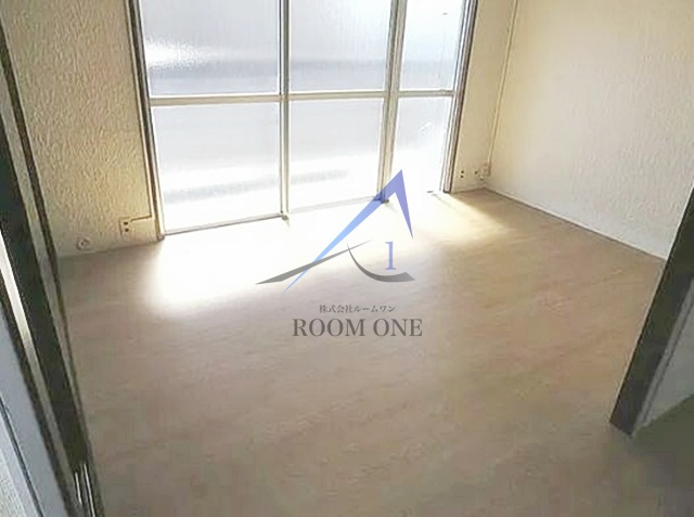 マンション二葉の居間・リビング|洋室のお部屋です。