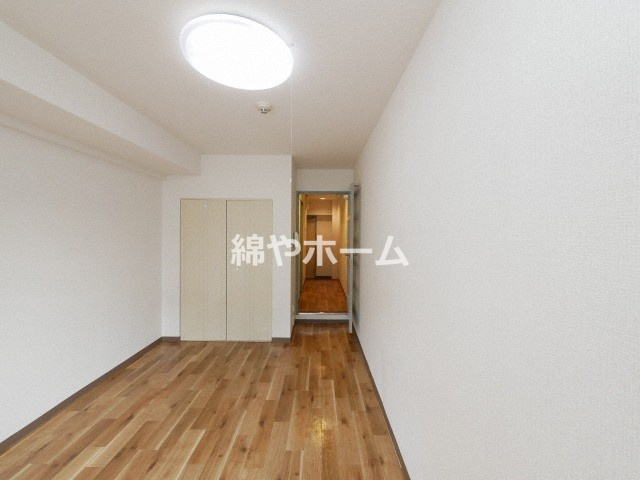 メロディーハイム夕陽丘の寝室|ゆとりの広さです