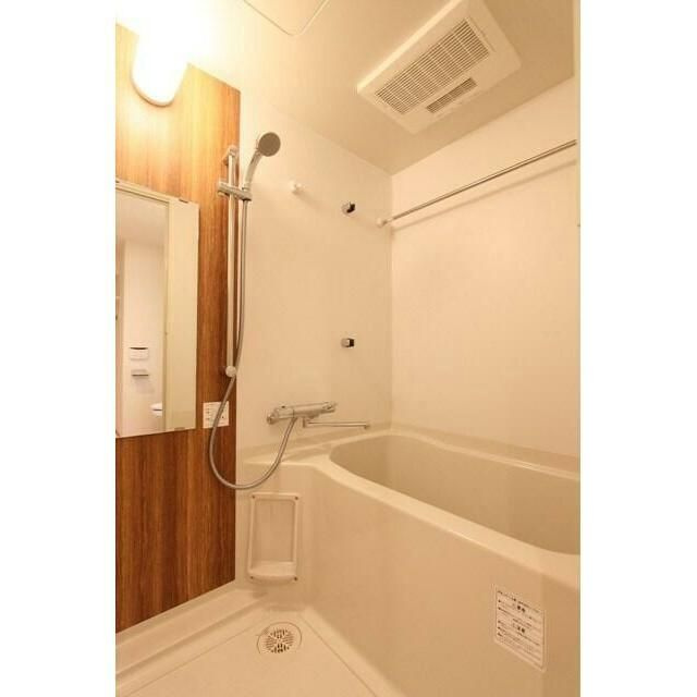 プレセダンヒルズ三ノ輪の浴室