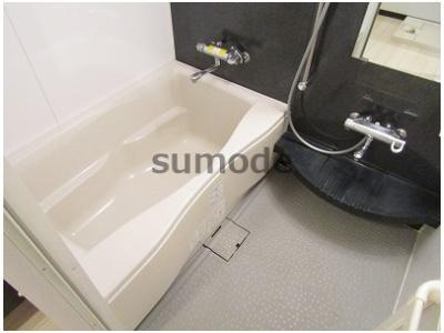 ヴェルドゥール南茨木の浴室