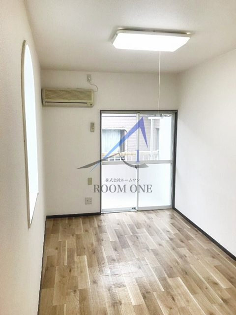 フォンテーヌ新丸子の居間・リビング|洋室のお部屋です。