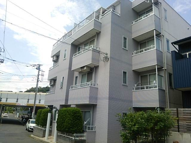 川崎市麻生区万福寺２丁目の賃貸マンションの外観