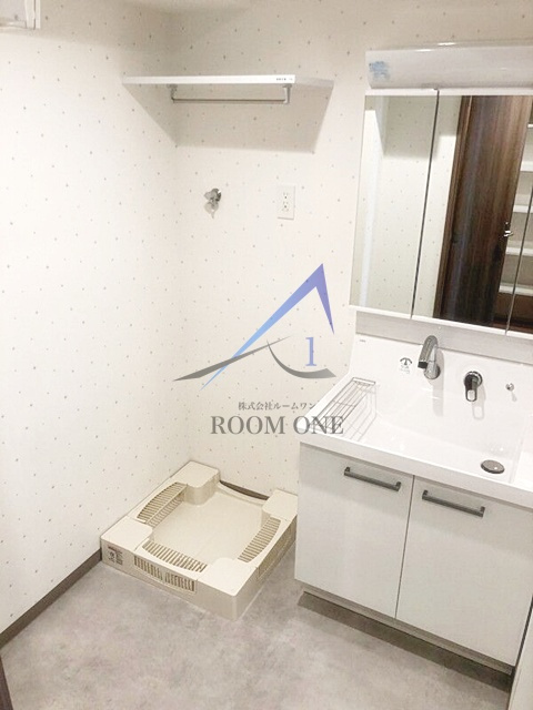 エストゥルース武蔵小杉の内装