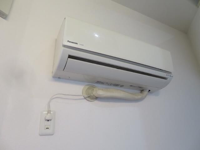 アルファ三ノ輪の設備|落ち着いた玄関です