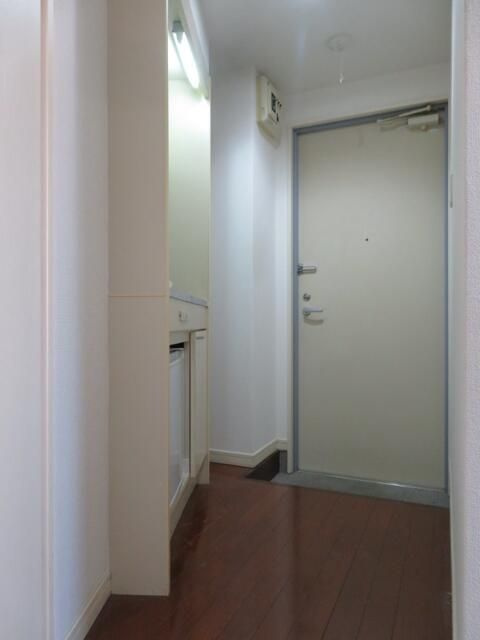 アルファ三ノ輪の玄関|収納豊富です