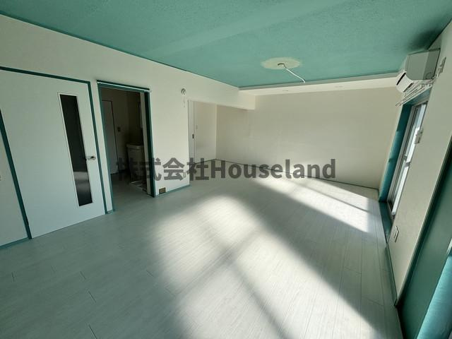 アベニュー楠見の居間・リビング