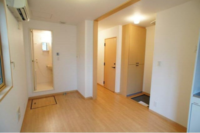 【寝室】 | カサード関 | 角部屋2面採光の明るい室内