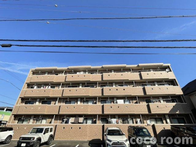 アムール高田の外観