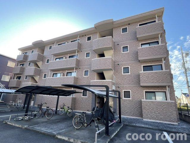 アムール高田の外観