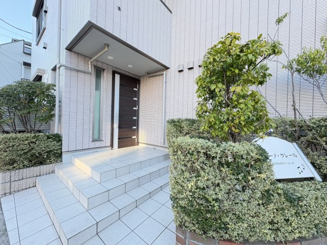 ビューノ・クレールのエントランス