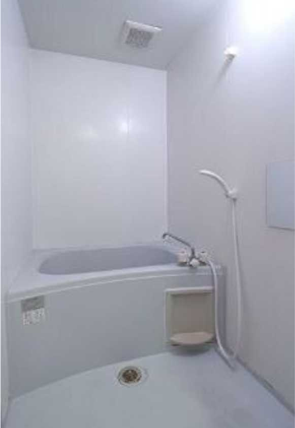 グラッセア馬事公苑第二　閑静な住宅街　独立洗面台　温水洗浄便座の浴室