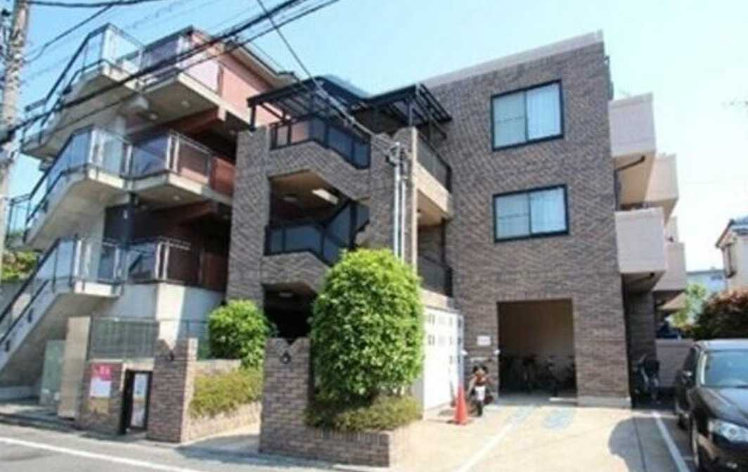 グラッセア馬事公苑第二　閑静な住宅街　独立洗面台　温水洗浄便座の外観