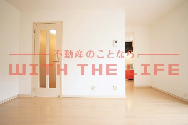 プライマリー久留米津福駅前【キャッシュバック対象物件】の内装|明るい室内です