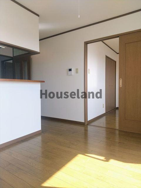 水原マンションⅢの居間・リビング