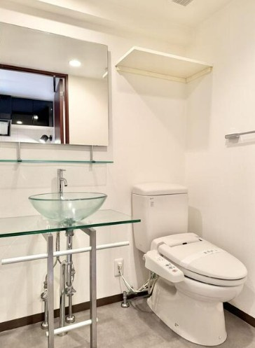 【トイレ】 | アクサス小竹向原 | 白を基調とした清潔感があるトイレ！