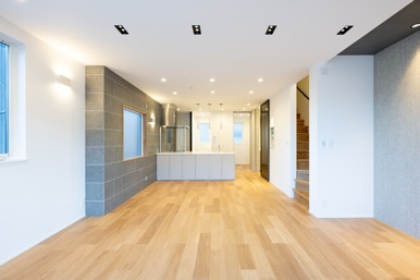 【居間・リビング】 | LDKは23帖以上で3面に床暖房を完備
2026年1月10日撮影