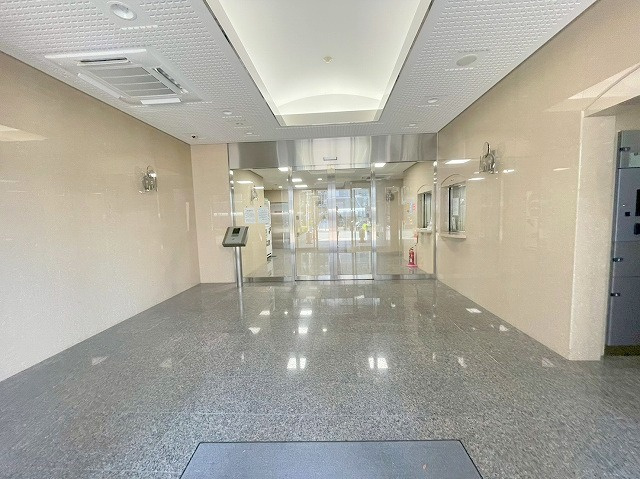 ノルデンハイム新大阪2のロビー