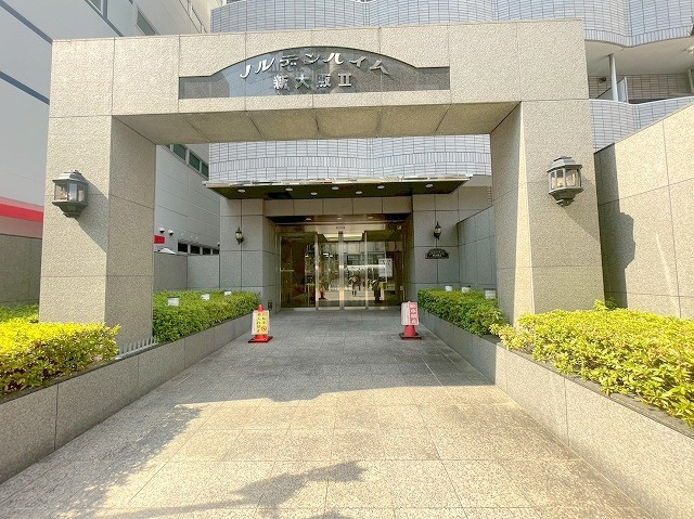 ノルデンハイム新大阪2のエントランス