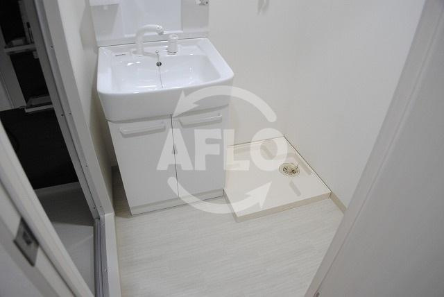 ウエンズ東心斎橋の洗面所|ウエンズ東心斎橋　広い脱衣所