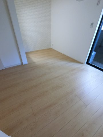 Ours Lavandeの洋室