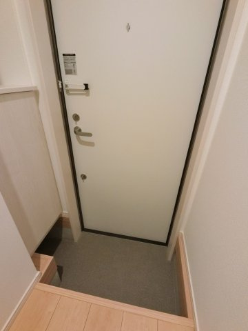 Ours Lavandeの玄関