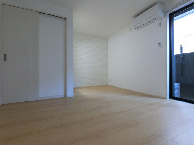 Ours Lavandeの居間・リビング