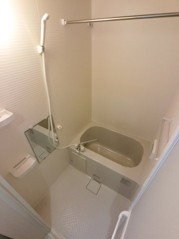 Ours Lavandeの浴室