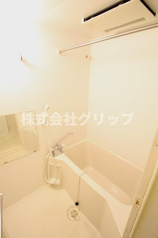 リクレイシア西横浜の浴室
