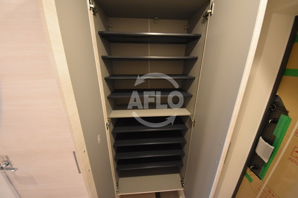 スプランディッド京橋EASTの収納|スプランディッド京橋EAST　シューズボックス