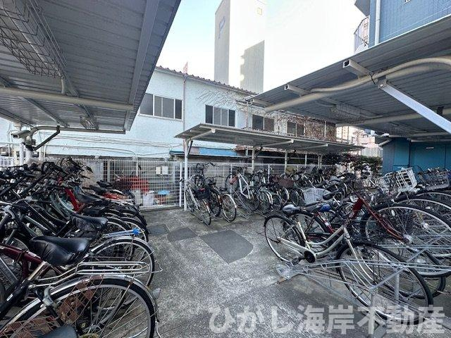 グリーンコート平塚コンサイトの駐輪場|敷地内駐輪場