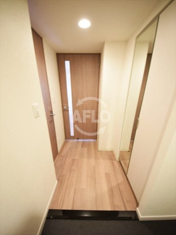 プレサンス心斎橋ニストの玄関|プレサンス心斎橋ニスト　玄関