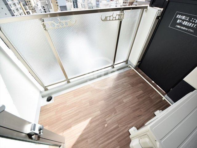 プレサンス心斎橋ニストのバルコニー|プレサンス心斎橋ニスト　バルコニー