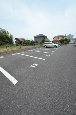 【駐車場】 | une cachette